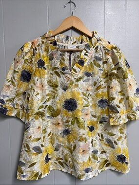 NWT VOY Floral Textured Blouse in Yellow & Olive Size Large